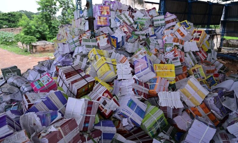 Chhattisgarh:, Issue of ₹192 crore irregularity at the Textbook Corporation heats up; no answer received even after five years.