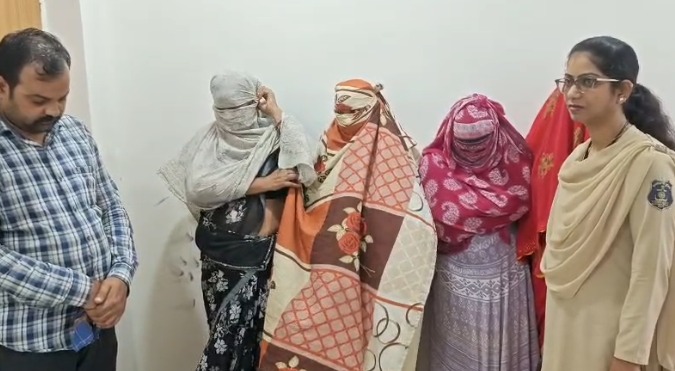 CG Crime: Sex racket busted in Raigarh; 4 arrested, 2 minors rescued.