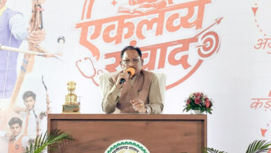 CM Vishnu Deo Sai: Chief Minister met successful NEET students from Eklavya schools.