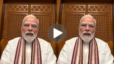 PM Modi's major digital move at midnight; expresses gratitude to the youth, calling them 'Friends'.