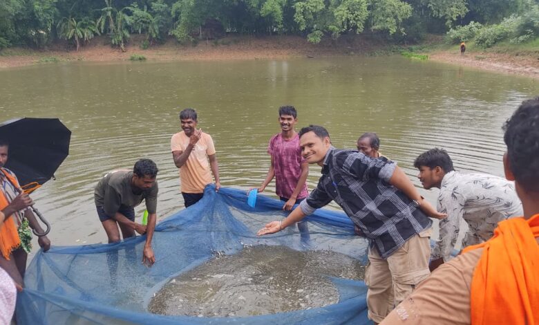Success of a government scheme: Farmer earns ₹30,000 in two months from fish seed production.
