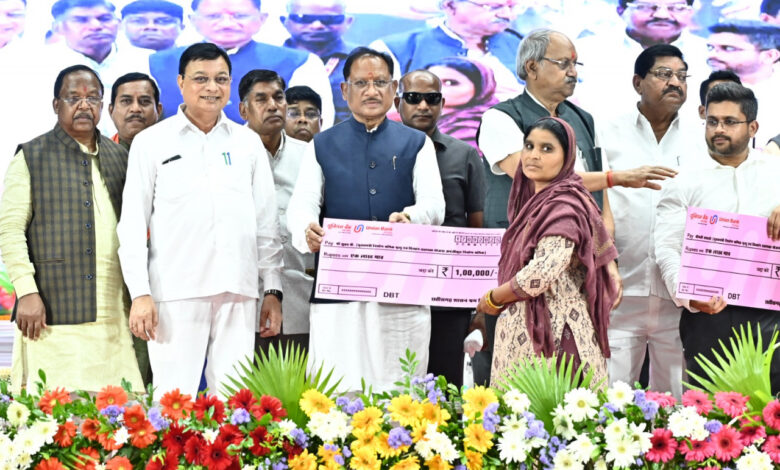 New picture of labor welfare in Chhattisgarh: 17.82 lakh workers got benefits of schemes in two and a half years