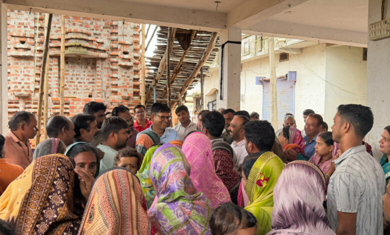 Finance Minister OP Choudhary held a 'Jan Chaupal' in Amapali and interacted directly with the villagers.