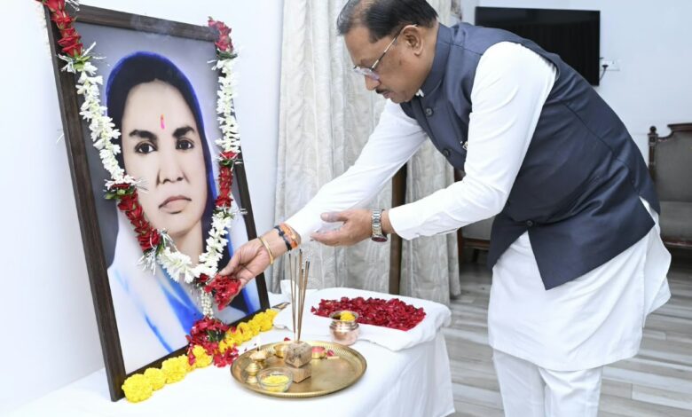 Tributes paid on Minimata's death anniversary; CM Sai says her entire life was dedicated to the service of humanity.