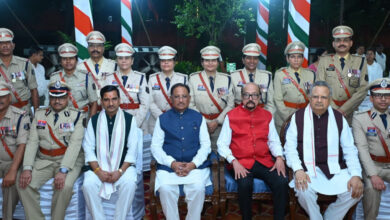 The spirit of patriotism was visible in Lok Bhavan on Independence Day, cultural presentations captivated the hearts.