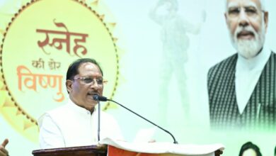 Wife of martyred SI Yugal Kishore Verma ties Rakhi to CM Sai; Chief Minister gets emotional.