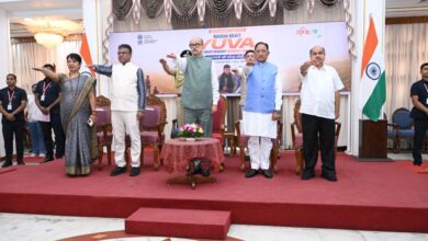 Message of a drug-free India from Lok Bhawan; Governor and Chief Minister administer pledge to the youth.