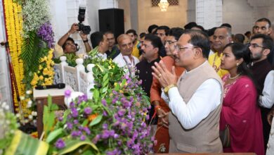 Raipur Immersed in Krishna's Spirit: CM Vishnu Deo Sai Chants the 'Mahamantra' with Devotees at Janmashtami Festival