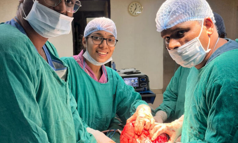 8 kg lump in woman's abdomen; Raigarh doctors make history with complex surgery.