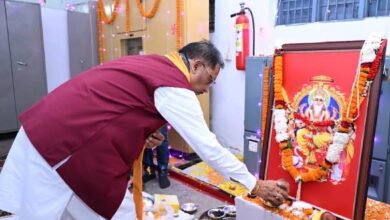 CM Sai offered prayers on Vishwakarma Jayanti and extended his best wishes to the workforce and artisans.