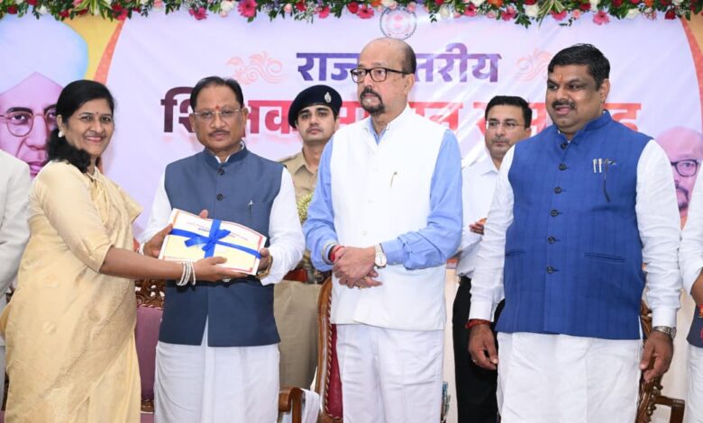 Let AI be our assistant, not our controller: Governor Deka's key message at the teachers' felicitation ceremony.
