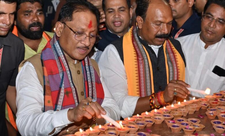 The message of service and resolve resonated across Chhattisgarh; over 1.5 crore ‘lamps of blessings’ were lit.