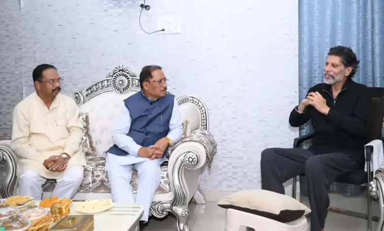 CM Sai and Kiran Singh Deo meet in Raipur; health matters discussed.