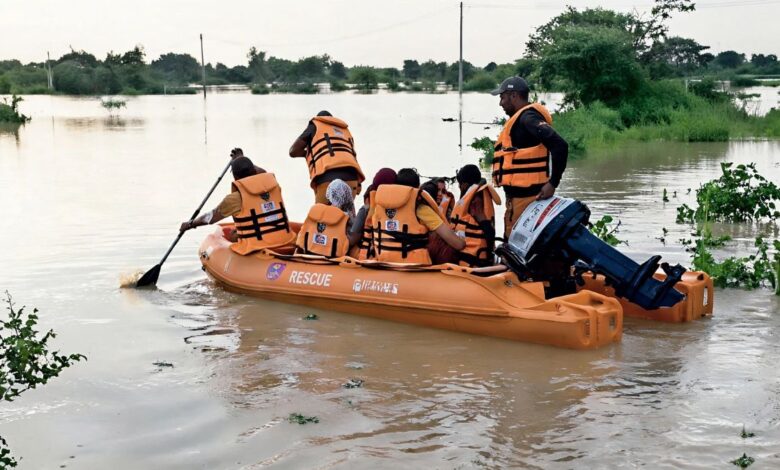 Floods in Chhattisgarh affect 571 villages, putting over 22,000 people in distress; 16,000 rescued, and 17,540 people sheltered in 173 relief camps.