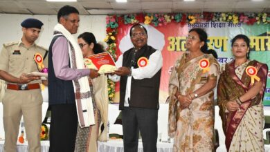 Teachers inculcate values, discipline and creativity in children: Ramvichar Netam
