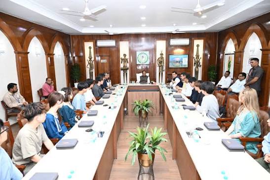 CM Sai had a heartfelt conversation with Japanese students, said - India-Japan relations will be strengthened by shared heritage