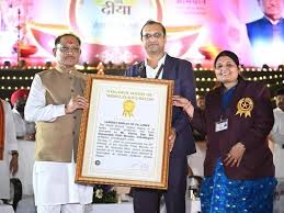 Chhattisgarh: Historic public participation witnessed in ‘Aashirwad Ka Diya’; record set with over 1.5 crore lamps.