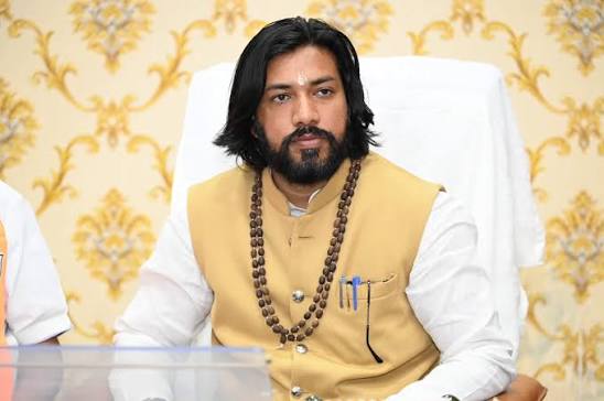 Political stir in Chhattisgarh: Minister Guru Khushwant Saheb's brother joins Congress; Minister hits back.