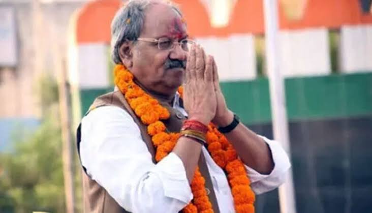 Brijmohan Agrawal entrusted with major responsibility at the Centre; appointed to the Hindi Advisory Committee.